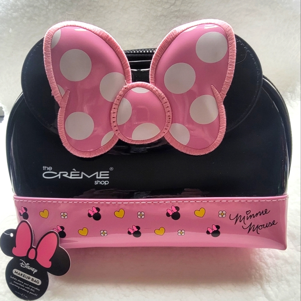 ⏬️CLEARANCE🎉EXCLUSIVE LIMITED EDITION🎉 The Crème Shop Minnie Mouse Makeup Bag!